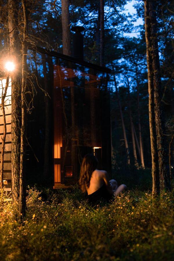 Oeoed Hoetels Rooslepa - Fika, Mysa , Skoent-With Sauna Exterior photo